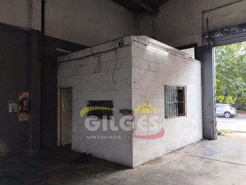 Alquiler de Local 520M²  en Ramos Mejia Excelente Ubicación