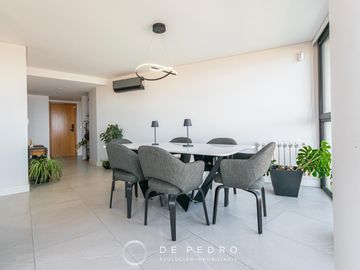 Departamento 3 ambientes en Marina Banus I, con cochera y baulera - Parque Luro