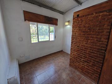 Casa y Dto. en venta en G. Catan