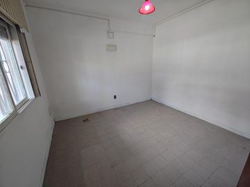 Casa y Dto. en venta en G. Catan