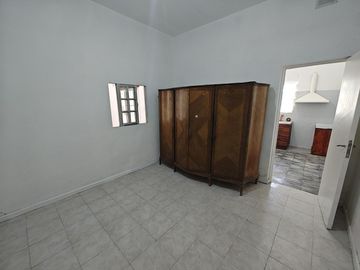 Casa y Dto. en venta en G. Catan