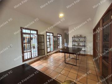 Hermosa casa estilo mexicano, en RENTA Semi amueblada y / o VENTA