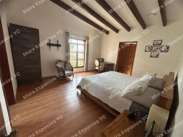 Hermosa casa estilo mexicano, en RENTA Semi amueblada y / o VENTA