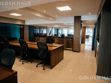 Oficina en venta de 1200 m2 en tres plantas en Belgrano