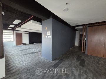 Renta de Oficina Del Valle | 500 m2 | Acondicionada