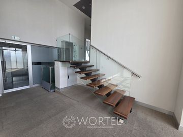 Renta de Oficina Reforma | 600 m2 | Acondicionada
