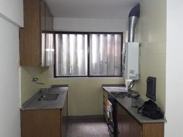 Venta Departamento Rosario 3 dormitorios Planta Baja Patio/Cochera Apto Credito Mitre/ Pellegrini.