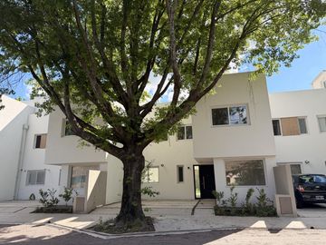 Casa a estrenar en San Isidro