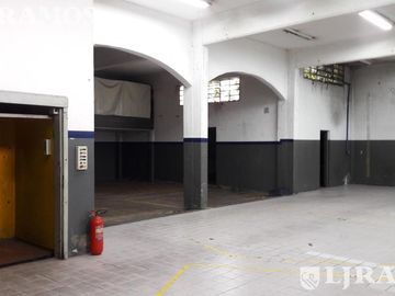 Depósito en  Venta en Villa Ballester