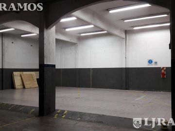 Depósito en  Venta en Villa Ballester