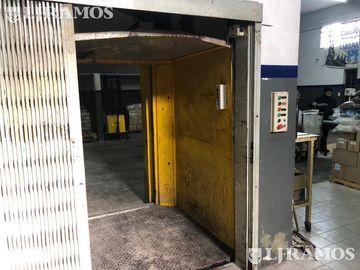 Depósito en  Venta en Villa Ballester