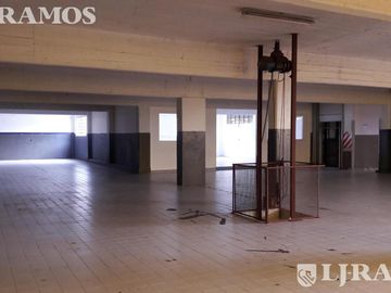 Depósito en  Venta en Villa Ballester