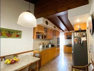 Casa en 33 21 y 22