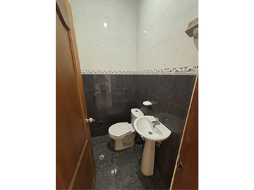 SE ARRIENDA CASA ESQUINERA EN ZONA ORIENTE DE MONTERIA