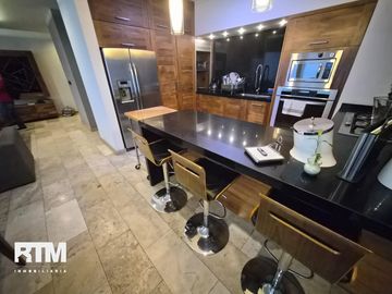 DEPARTAMENTO AMUEBLADO EN RENTA O VENTA EN COLONIA JARDÍN
