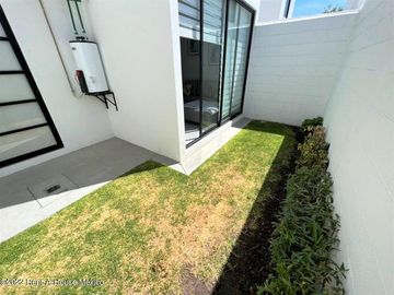 Zarú Casa Familiar con Alberca, Gimnasio y Parque para Mascotas RAH3158