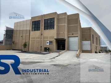BODEGA INDUSTRIAL EN RENTA EN SANTA CATARINA DENTRO DE PAEQUE INDUSTRTIAL