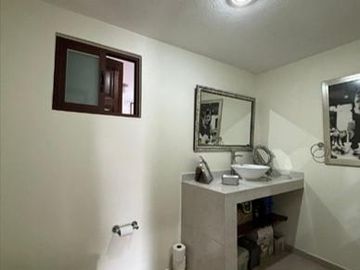 VENTA DE CASA EN FRACCIONAMIENTO VALLE DE ZAMARRERO EN ZINACANTEPEC