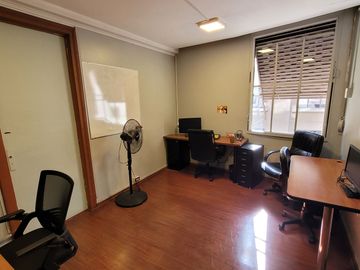 Oficina, Moneda Stgo Centro  conversable