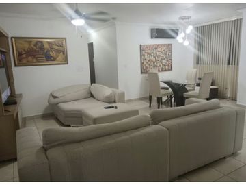 SE ALQUILA APARTAMENTO EL CANGREJO ONIX TOWER 129M SEMIAMOBLADO
