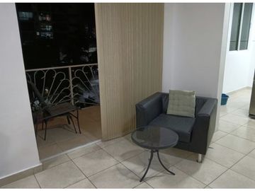 SE ALQUILA APARTAMENTO EL CANGREJO ONIX TOWER 129M SEMIAMOBLADO