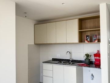 Departamento de dos ambientes en venta - Moron Sur