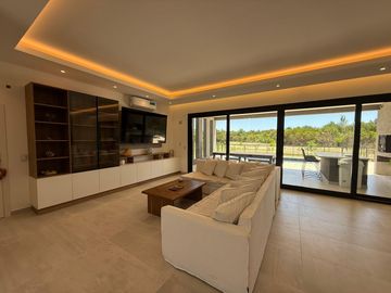 Casa en Venta Costa Esmeralda Barrio Golf, 4 Dormitorios 280m² Pileta Calefaccionada Losa Radiante USD 565.000