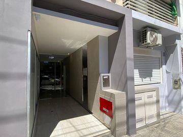 Juan Bautista Alberdi 2900, Depto 2 Ambientes, A Estrenar, Al Frente Con Balcón Terraza, Flores