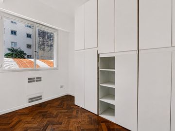 VENTA • BELGRANO • SEMIPISO • 4 AMBIENTES • COCHERA