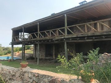 VENTA CASA/CHACRA LA GRANJA SOBRE TERRENO 6HAS LOTEADO