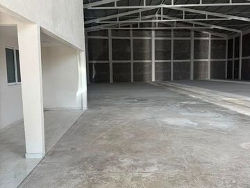 SE RENTA BODEGA COMERCIAL 1,455 M2 UBICADA EN CARR. HUEHUETOCA/TEOLOYUCAN