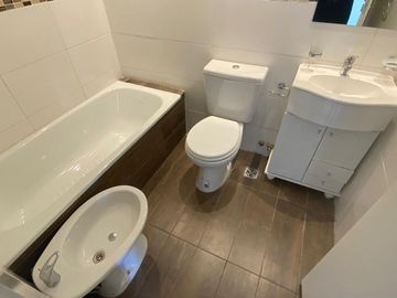 Juan Bautista Alberdi 2900, Depto 2 Ambientes, A Estrenar, Con Balcón Aterrazado, Flores