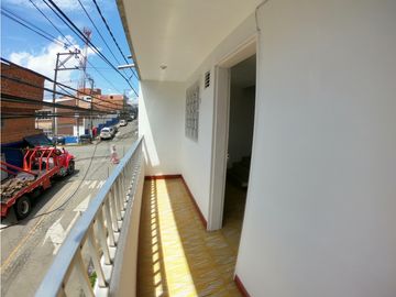 Alquilo casa Barrio Pérez, Bello