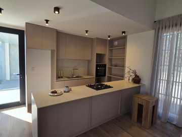Casa a estrenar de 3 Dorm, 3 baños , patio con galería y seguridad ! Casoria Casas Village