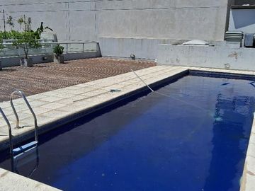 OPORTUNIDAD - Oficina en Duplex con 2 Balcones Aterrazados - Seguridad 24hs - Piscina
