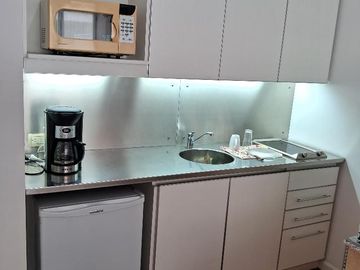 OPORTUNIDAD - Oficina en Duplex con 2 Balcones Aterrazados - Seguridad 24hs - Piscina