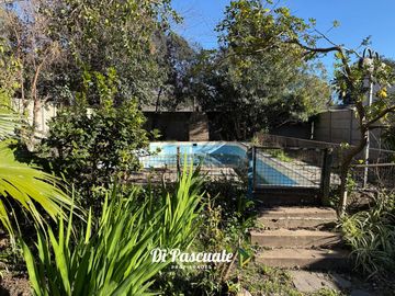 VENTA Casa 4 Habitaciones En 2 Plantas, Pileta y Terraza Ideal Inversores - Moreno Norte