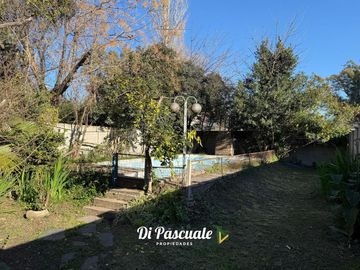 VENTA Casa 4 Habitaciones En 2 Plantas, Pileta y Terraza Ideal Inversores - Moreno Norte