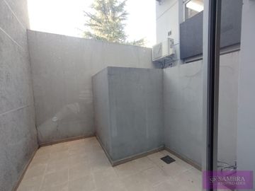 Muy lindo 2 ambientes con Patio. Laundry, detalles de calidad, Amenabar 3300