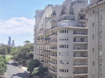 Departamento-Alquiler-Amoblado-Renovado-Cochera. Seguridad 24h.
