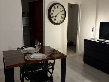 Servicios incluidos en las expensas- Monoambiente amoblado en alquiler