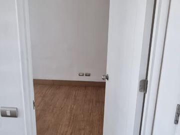 Excelente departamento dúplex en Macul, a pasos del Metro Las Torres