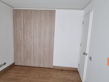 Excelente departamento dúplex en Macul, a pasos del Metro Las Torres
