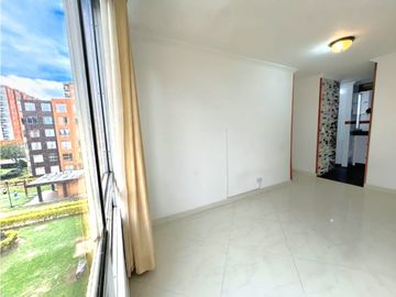 SE VENDE APARTAMENTO EN MONTECARLO 2, GRAN GRANADA - ENGATIVA