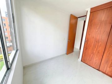 SE VENDE APARTAMENTO EN MONTECARLO 2, GRAN GRANADA - ENGATIVA