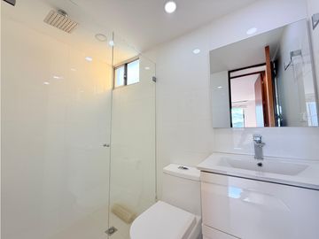 APARTAMENTO AMOBLADO - SECTOR POBLADO CERDA DE MILLA DE ORO MEDELLIN