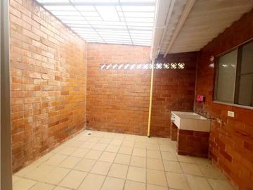 VENTA CASA EN CONDOMINIO CANEY