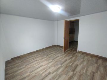 VENTA CASA CON RENTA EL CENTRO MANIZALES | 3 PISOS