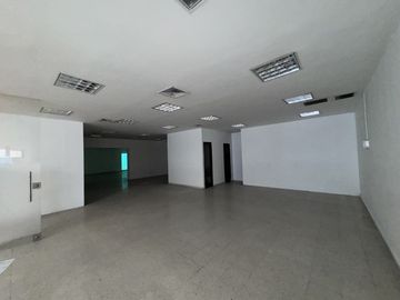 OFICINA EN CENTRO COMERCIAL AL SUR DE CALI