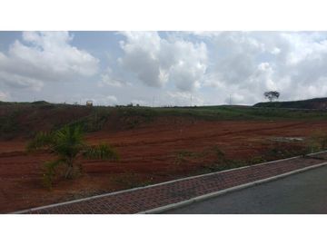 VENTA ESPECTACULAR LOTE EN SECTOR EXCLUSIVO DE CERRITOS PEREIRA